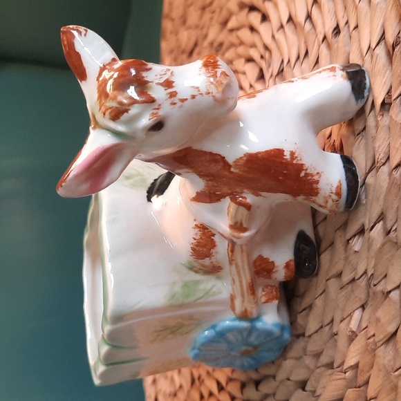 Vintage Hand Painted Ceramic Burro Donkey Pulling Cart Planter/Figurine - Picture 2 of 11